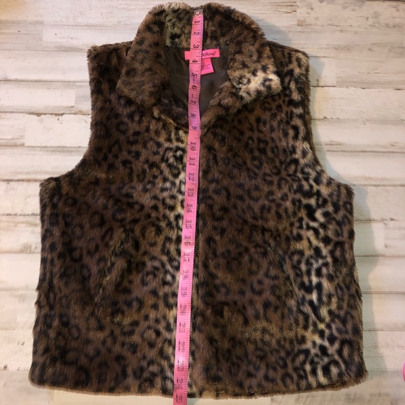 Betsey Johnson Faux Fur Animal Leopard Print Vest - Picture 3 of 7